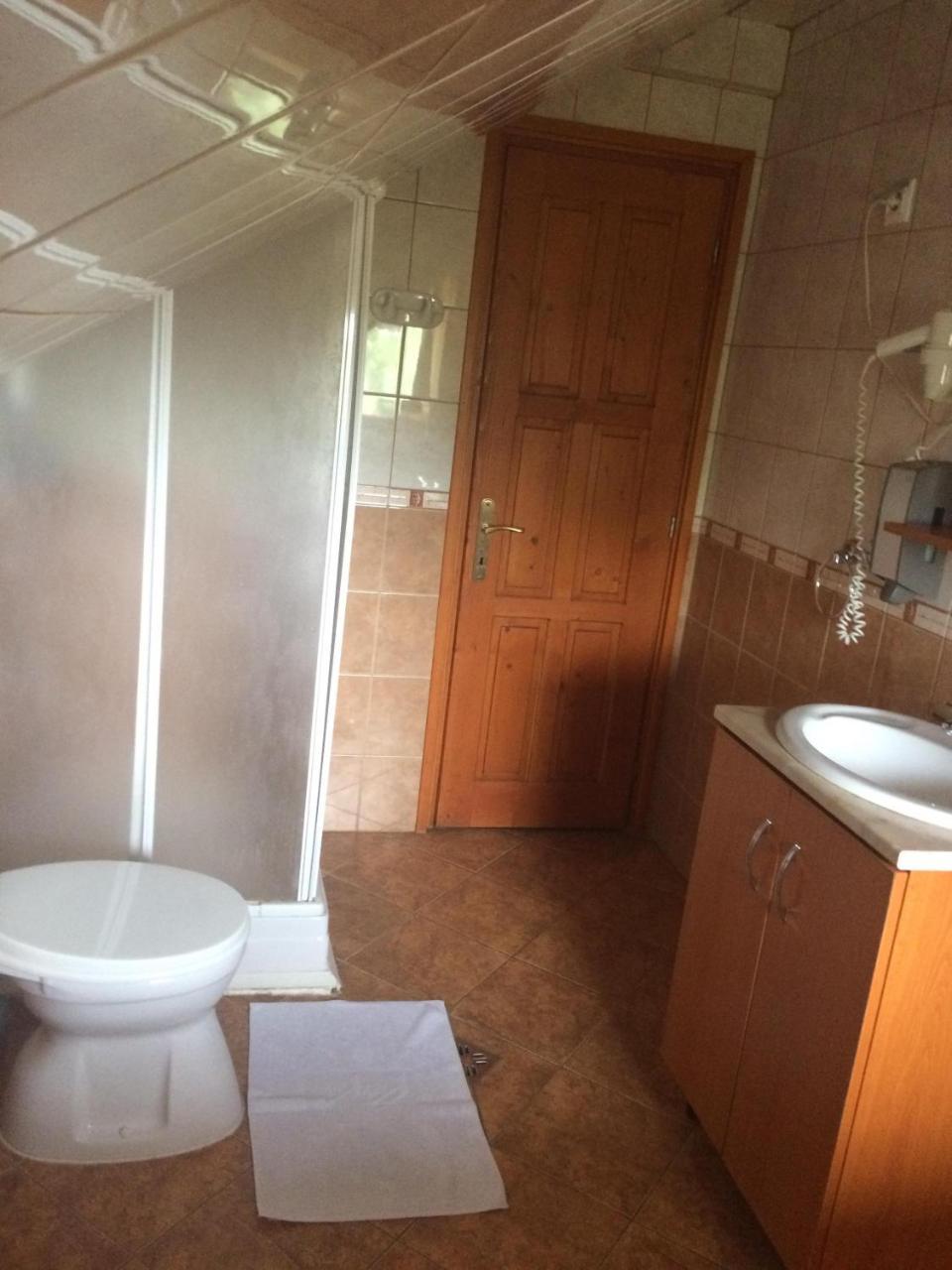 Bed and Breakfast Park Panzio*** Szolnok Esterno foto